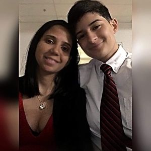 Meet your Posher, González